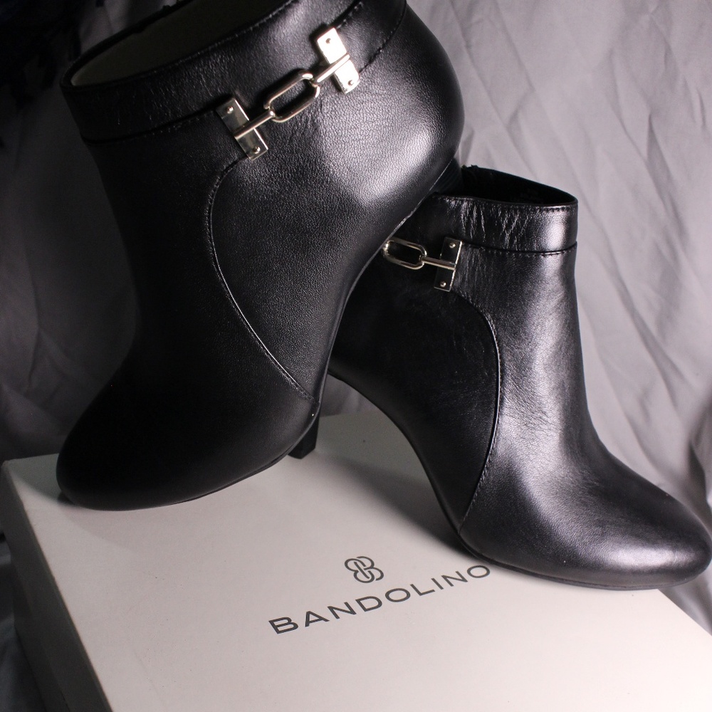 COPY - Bandolino heeled boots